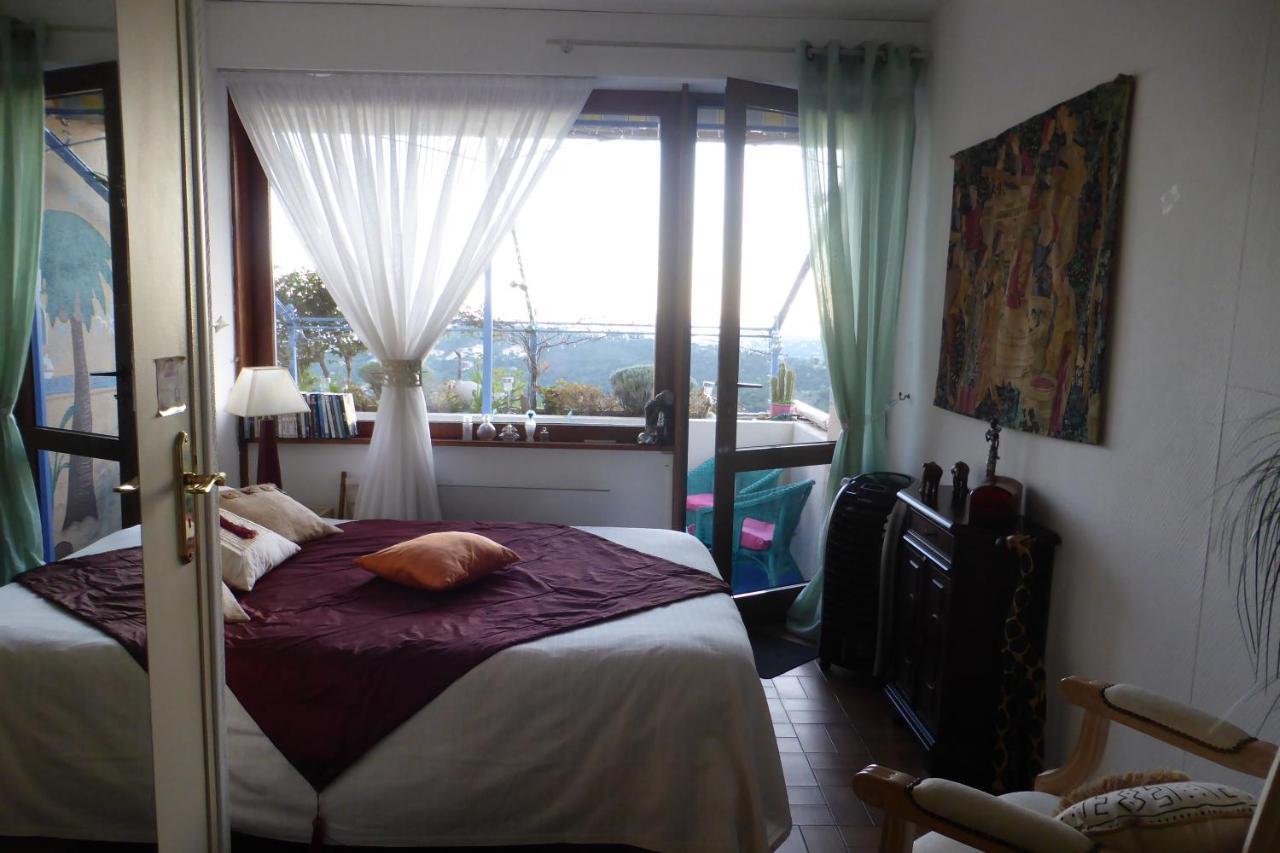 Nouveau ! Chambre D'Hote Insolite Privee " Coeurs De Pirates A Bali En Provence" Spa Sauna Massages Dans Cadre Exotique D'Amenagements Exterieurs D'Exception Ete Comme Hiver Bienvenue !!! Cavalaire-sur-Mer Bagian luar foto