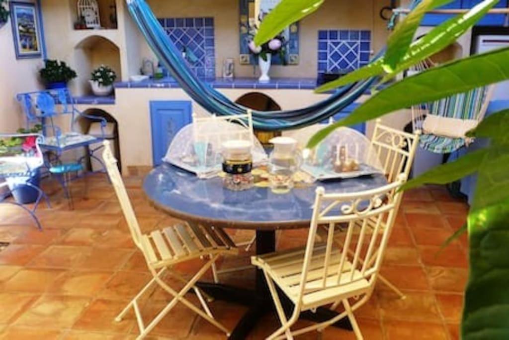 Nouveau ! Chambre D'Hote Insolite Privee " Coeurs De Pirates A Bali En Provence" Spa Sauna Massages Dans Cadre Exotique D'Amenagements Exterieurs D'Exception Ete Comme Hiver Bienvenue !!! Cavalaire-sur-Mer Bagian luar foto