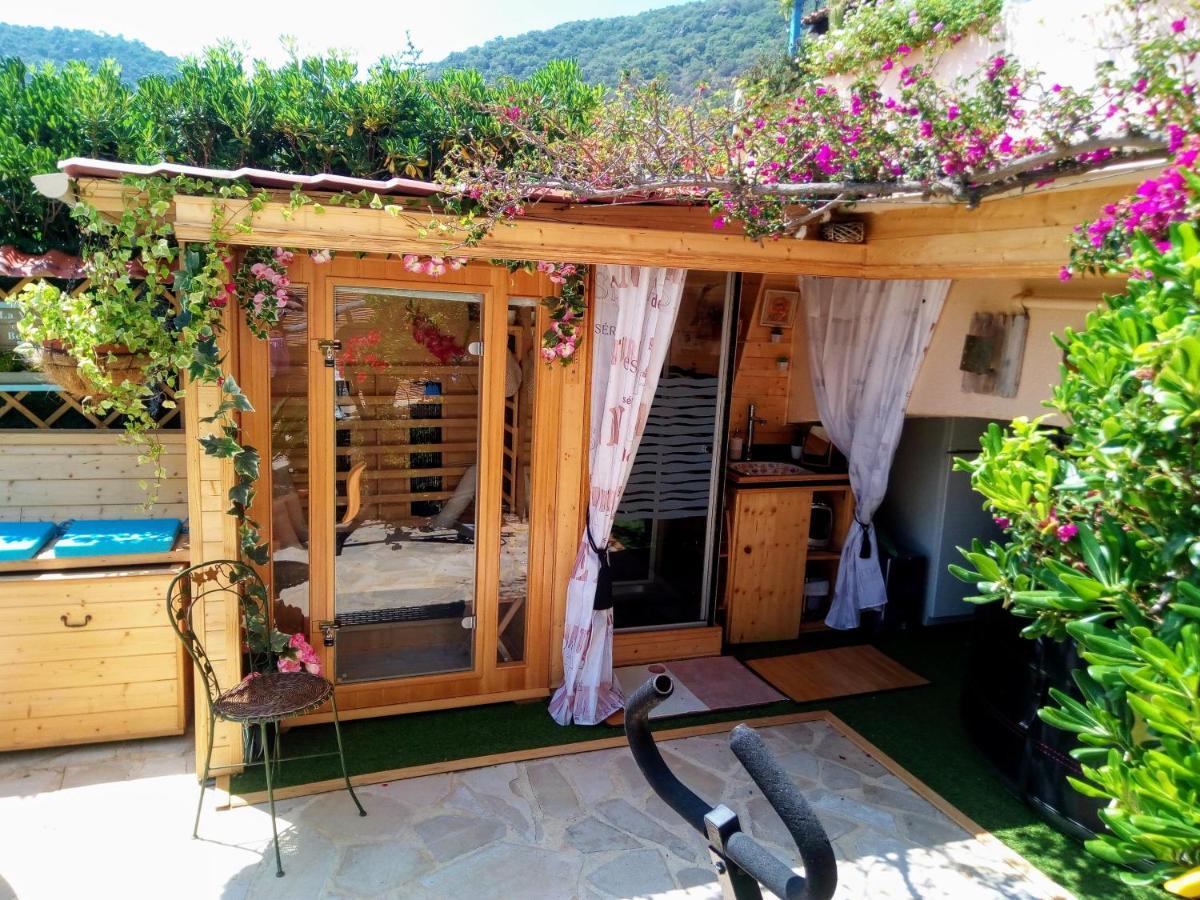 Nouveau ! Chambre D'Hote Insolite Privee " Coeurs De Pirates A Bali En Provence" Spa Sauna Massages Dans Cadre Exotique D'Amenagements Exterieurs D'Exception Ete Comme Hiver Bienvenue !!! Cavalaire-sur-Mer Bagian luar foto